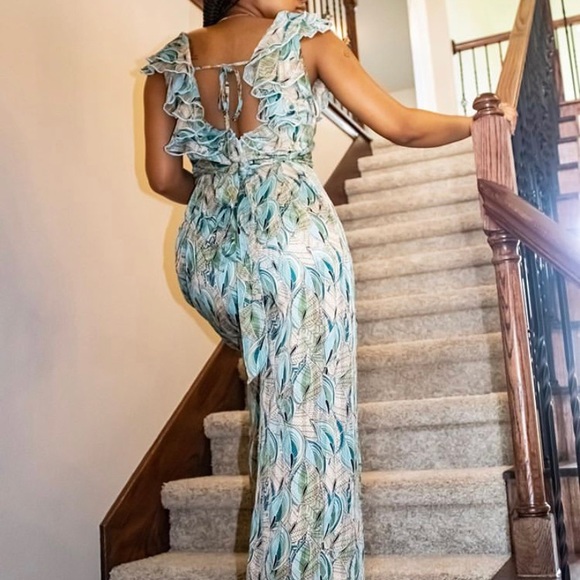 Women’s jumper, get for your favorite event - Picture 2 of 3